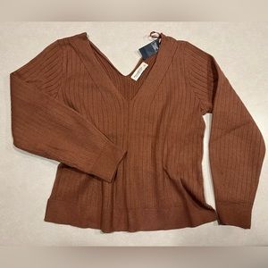 NWT Abercrombie V-Neck sweater. SUPER soft!